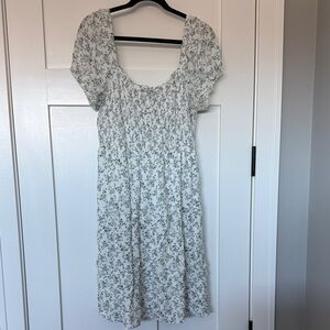 Polagram White and Green Floral Maternity Midi Dress